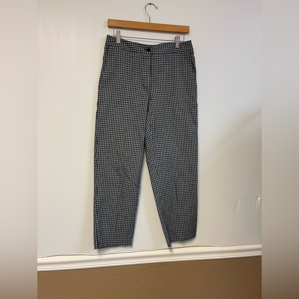 Liz Claiborne Lizwear Gingham Flat Front Capri Pants Size 10